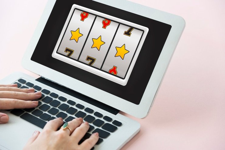 Logo LinkAja dan QRIS untuk pembayaran digital